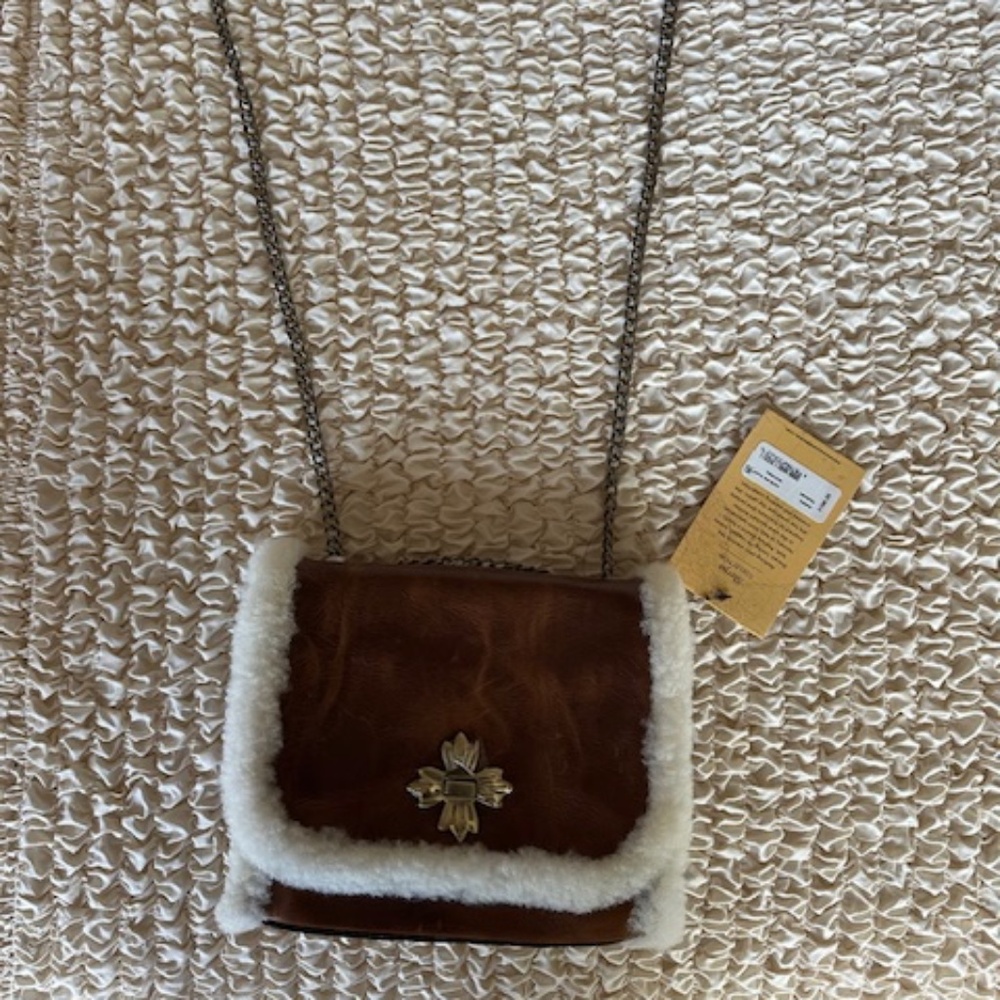 Adorable Patricia Nash Purse with Sherpa along the edges